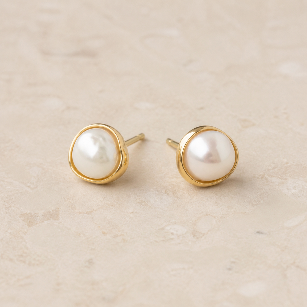 Mira Studs